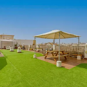 Apartment Fun Building Terraces By Homeabout, Málaga